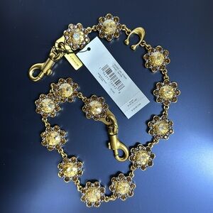 Coach NWT Short Jewelry Chain Strap in brass/yellow